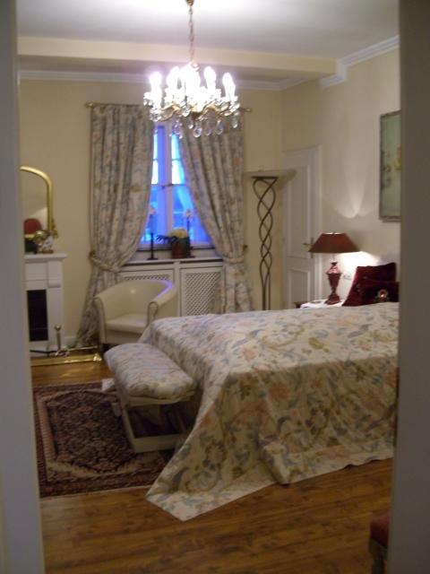 Готель Bastgen Bed & Breakfast Віттліх Екстер'єр фото